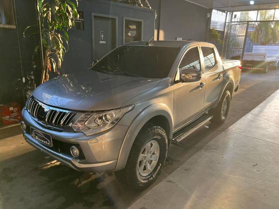 MITSUBISHI L200 TRITON 2.4 16V TURBO DIESEL SPORT GLS CD 4P 4X4 MANUAL